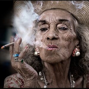 Meet your Posher, Veronica